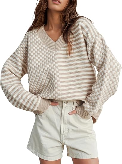 Women's Striped Checkered Sweater 2025 V Neck Fall Sweaters Casual Knit Trendy Pullover Tops